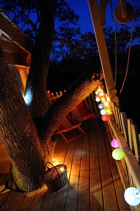 La Cabane Du Vieux Chene Susmiou Exterior foto